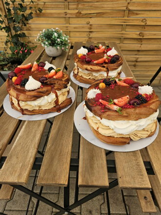 Veterník torta zdobený